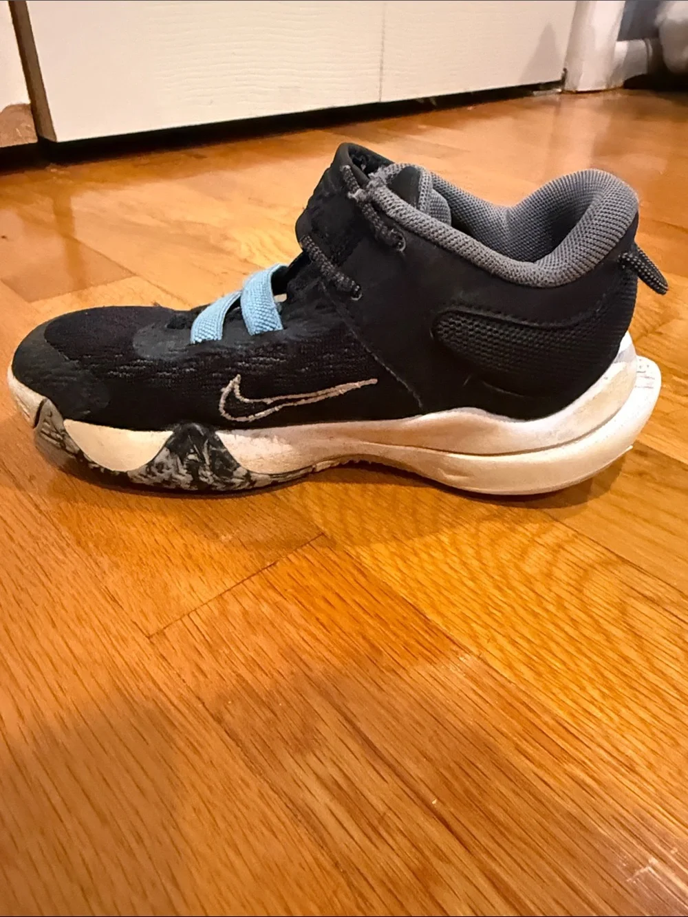 Nike Little Kids Giannis Immortality 2 basketball shoes Sz 11c